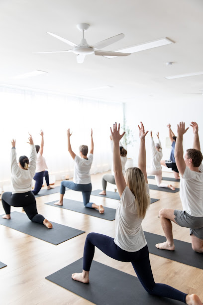 profile picture of Ardor Albury profile picture