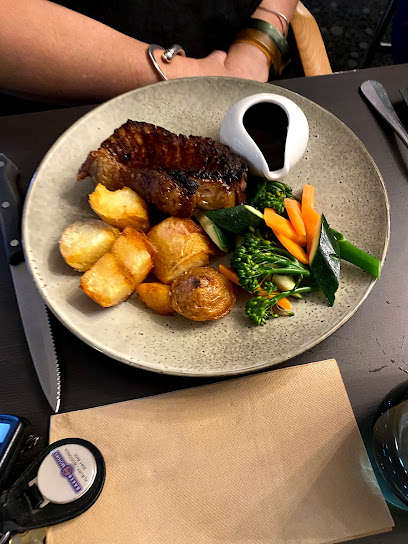 profile picture of FABRIC Restaurant and Bar profile picture