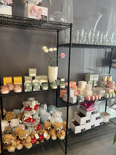 profile picture of Vines Florist profile picture