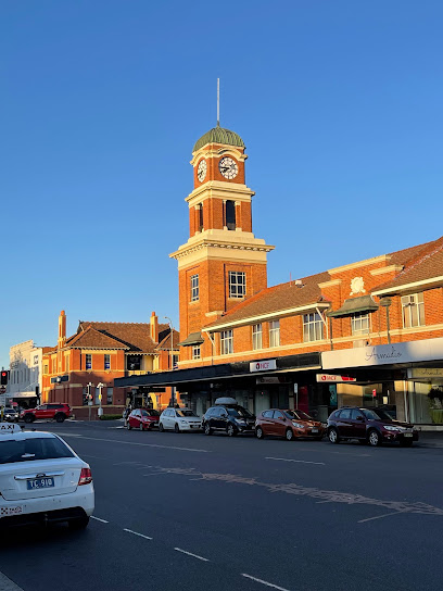 profile picture of Coronet Jewellers of Distinction profile picture