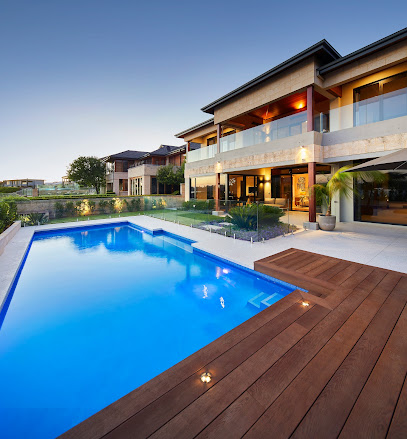 profile picture of Luke's Landscaping profile picture