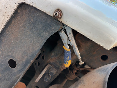 profile picture of Piero’s Panel & Paint profile picture