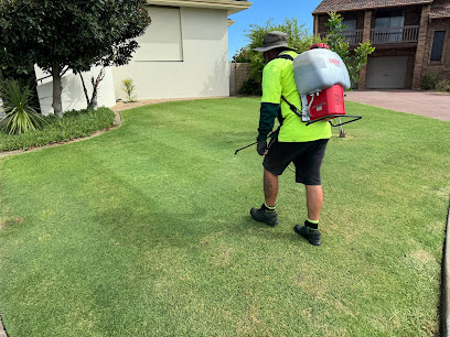 profile picture of Full Service Lawn Care profile picture
