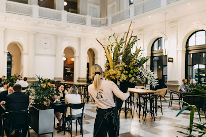 profile picture of Fox and Rabbit profile picture