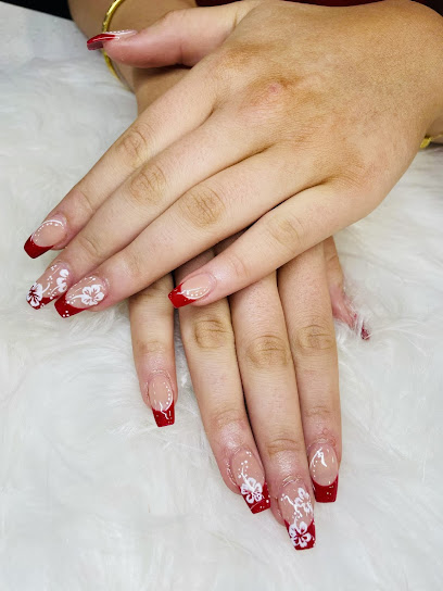 profile picture of Diamond Nails profile picture