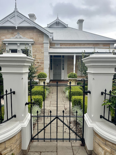 profile picture of Catnik Design Studio profile picture