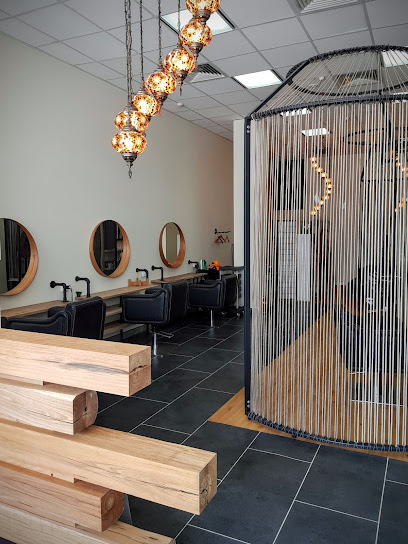 profile picture of Saatu Hair Design profile picture