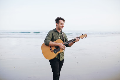 profile picture of Cal Young Music - Wedding Singer & DJ profile picture