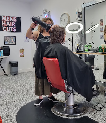 profile picture of Gentleman's Scissor Over Comb . profile picture