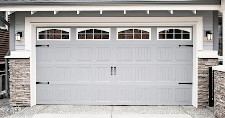 profile picture of Platinum Garage Doors Sydney profile picture