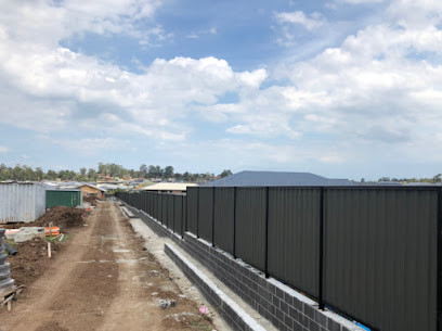 Troy Green Fencing