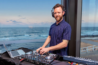 Advantage DJs