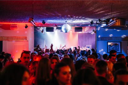 Newcastle & Lake Mac DJ's (Wedding & Party Hire)