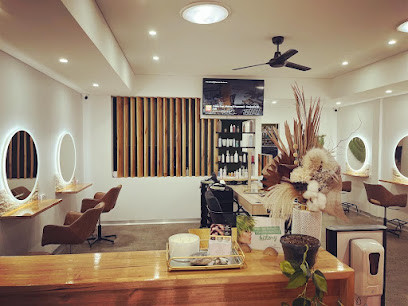 The Tone Bar - Hairdressers - Central Coast