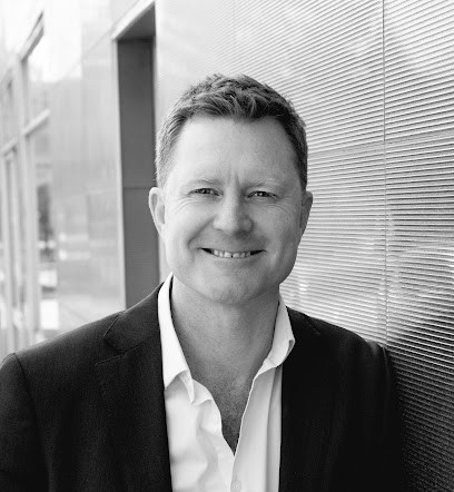 Dr Matthew Starr - Plastic Surgeon
