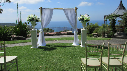 Stylish Outdoor Weddings