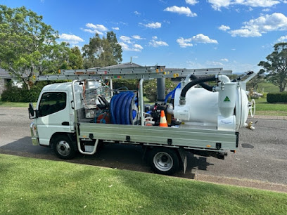 Photo of H2O Proclean - Commercial Gutter Cleaning, Power Washing, Hydro Excavation and Non Destructive Digging