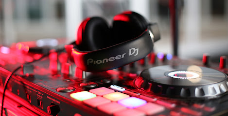 Photo of Melbourne DJ Hire
