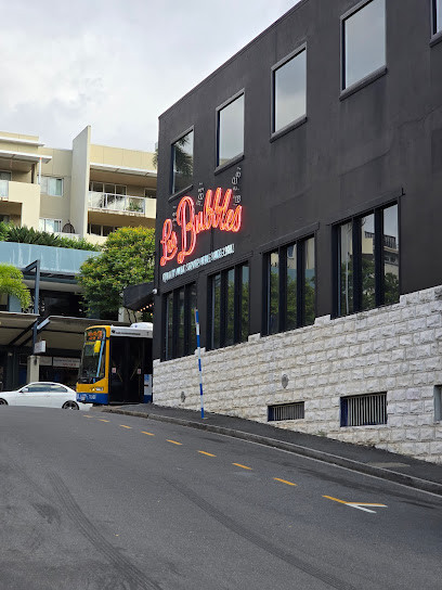 Les Bubbles Steakhouse