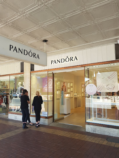 Pandora Albury