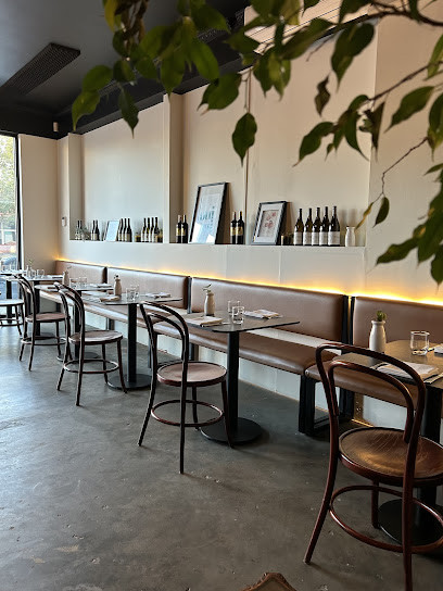 Mistelle Bistro