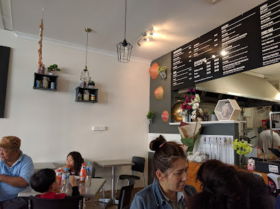 Wok & Ladle: Thai Eatery