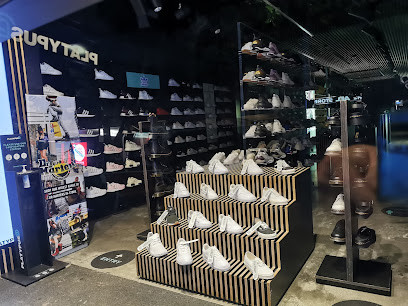 Platypus Shoes Hay St