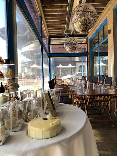 Estia Restaurant