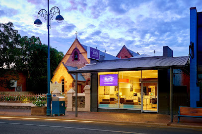 Lewis & Turner Travel Associates