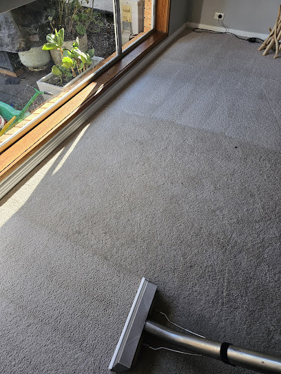 Mr & Mrs Steamer Carpet cleaning - Carpet cleaning Canberra | Upholstery Cleaners Canberra