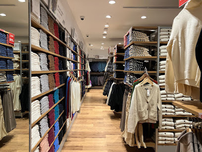 UNIQLO Canberra Centre
