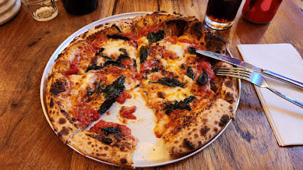 Lou’s Pizza & Wine