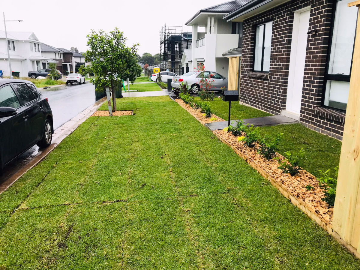 Photo of Local landscaping & fencing pty Ltd